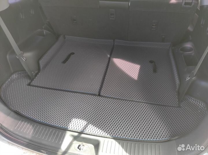 Коврики в автомобиль эва в подарок подпятник + 2 л