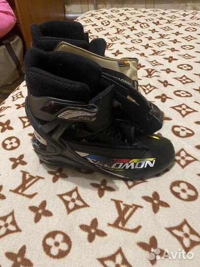 Лыжные ботинки коньковые salomon
