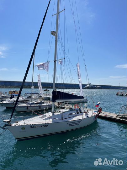 Аренда парусно-моторной яхты