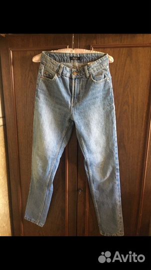 Несколько пакетов вещей