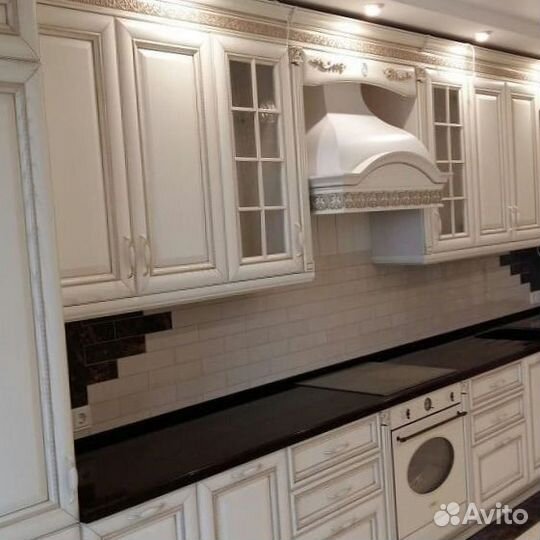 Кухонная мебель в потолок