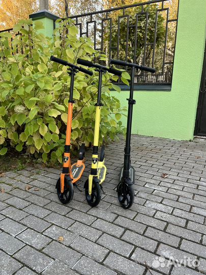 Самокат взрослый с большими колесами