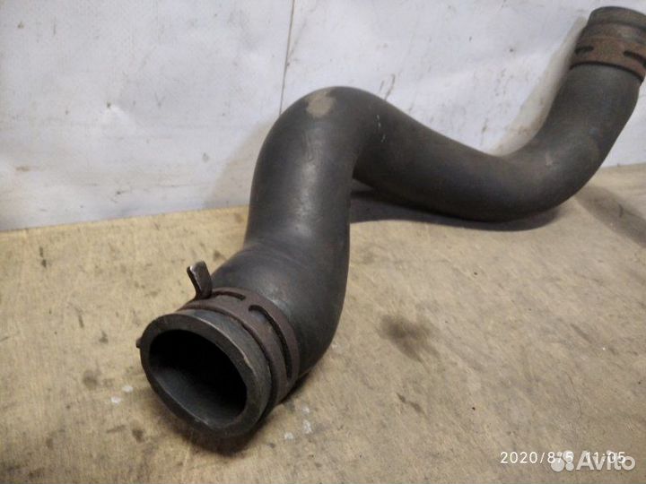 Патрубок охлаждения Renault Symbol 1 1998-2007