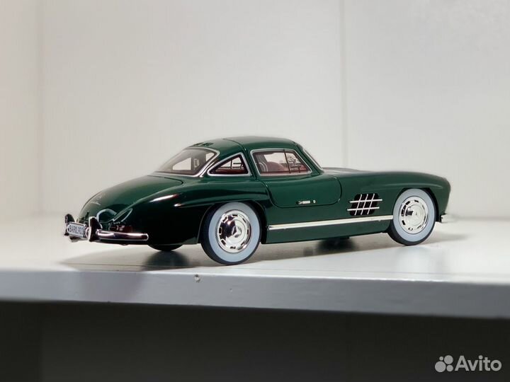 Mercedes-Benz 300SL 1:24