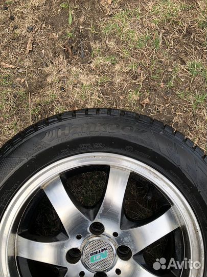 Yokohama SnowSafety 185/65 R14 194U