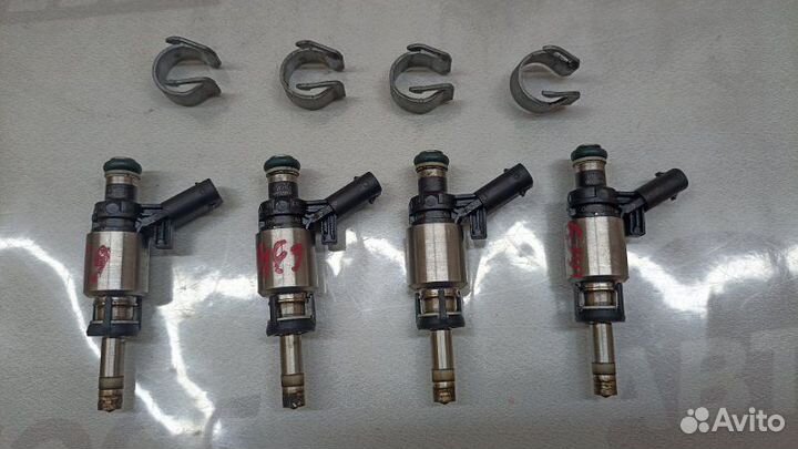 Форсунка топливная Volkswagen Tiguan 5N1 cawa 2010