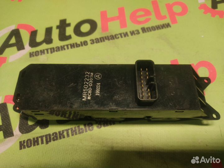 Блок стекол mitsubishi airtrek CU2W перед право