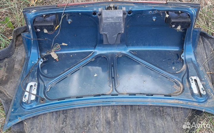 Крышка багажника Лада 2110