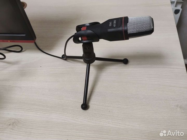 Микрафон.Deep u400