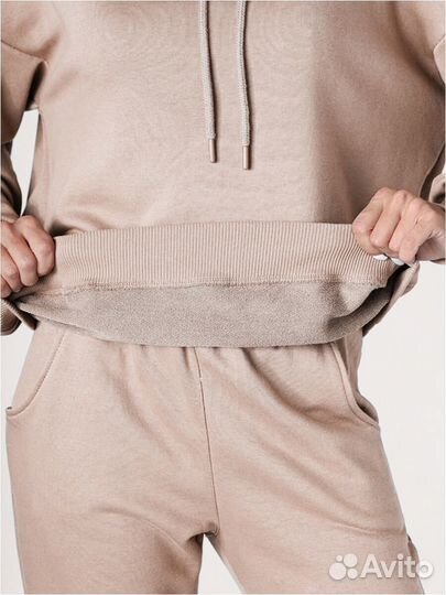 Спортивный костюм женский