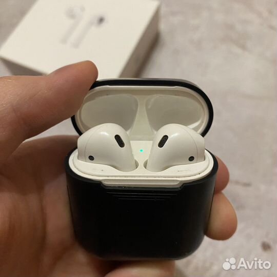 Apple Airpods 1 Оригинал