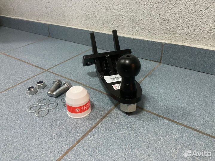 Фаркоп Трейлер 4010 для Land Rover Range Rover Spo