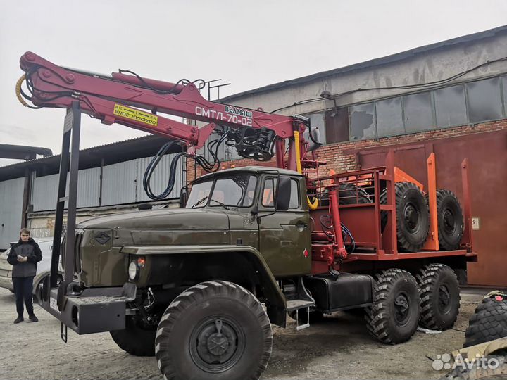 Урал 4320 с КМУ, 2001