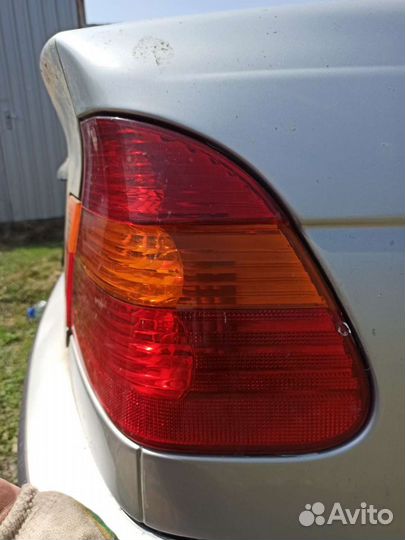 Фонарь правый в крыло BMW E46