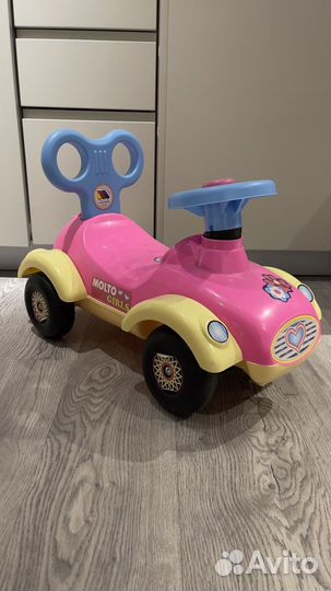 Каталка автомобиль детская
