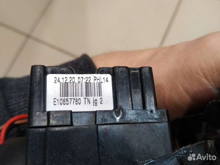 Подрулевой переключатель Renault sandero stepway 2