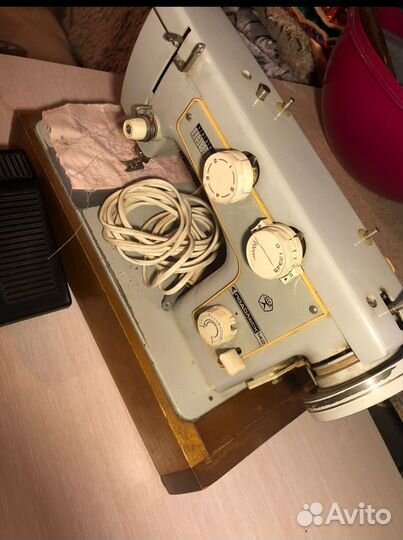 Швейная машинка