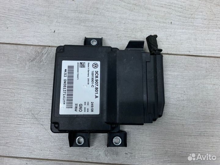 Блок управления стояночного тормоза Volkswagen