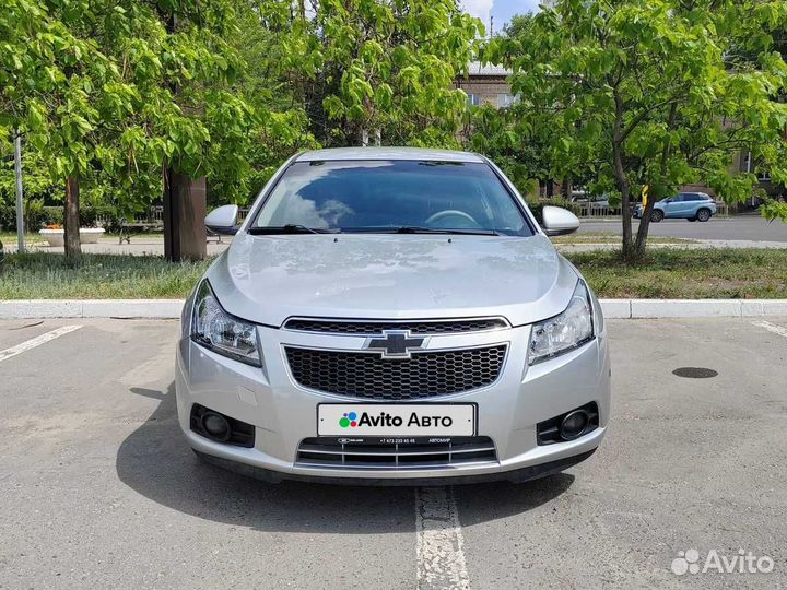 Chevrolet Cruze 1.6 МТ, 2010, 194 000 км