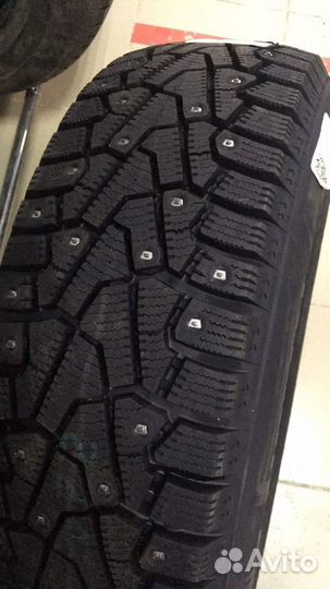 Pirelli Winter Ice Zero 205/60 R16 96T