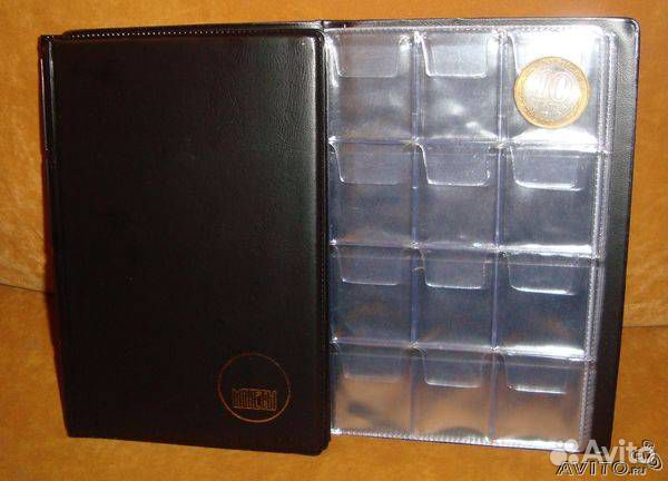 Альбомы для монет. Подходят для 10 рублевых монет