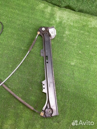 Стеклоподъемник передний левый бмв е60