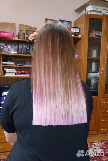 Наращивание цветных прядей