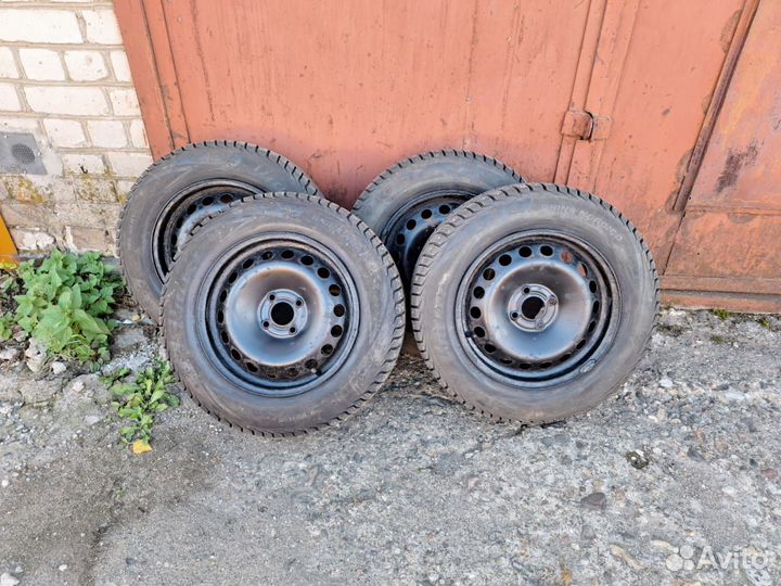 R15 Viatti Bosco Nordico V-523 195/65, PCD 4x100 DIA 60.1