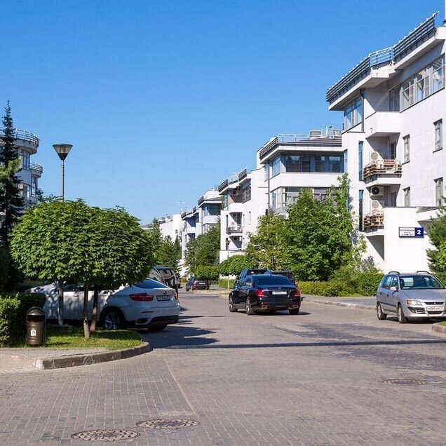 Дом 320 м² на участке 12 сот.