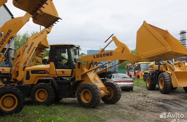 Фронтальный погрузчик LuGong LG 938, 2023