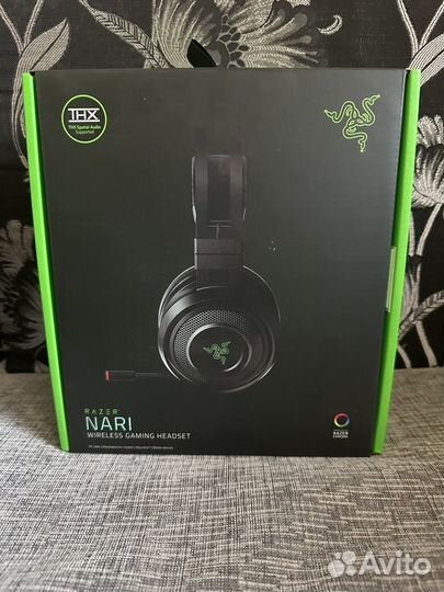 Беспроводные наушники razer nari