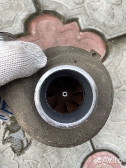 Насос охлаждающей жидкости 11518635089, термостат