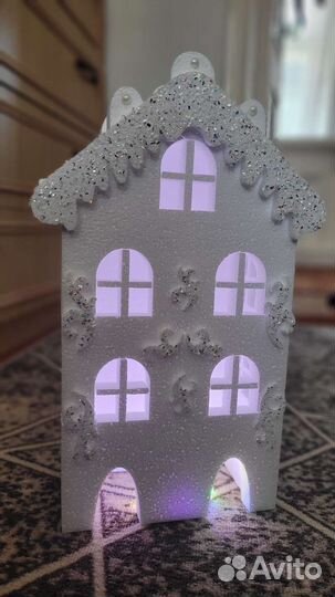 Домик из пенопласта