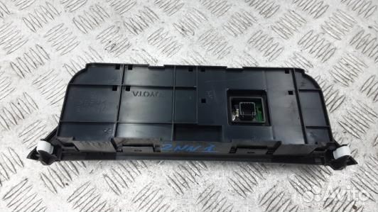 Блок управления печки и климат-контроля toyota RAV