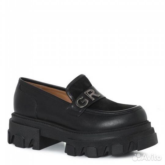 Лоферы женские