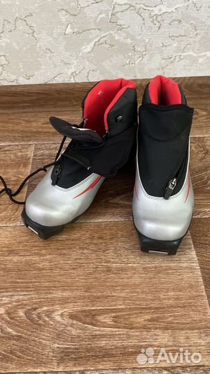 Лыжные ботинки SNS