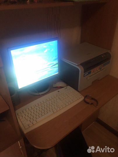 Настольный компьютер + комп. Стол