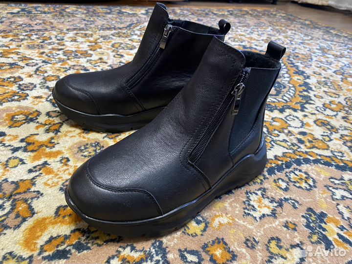 Ботинки женские 37 размер