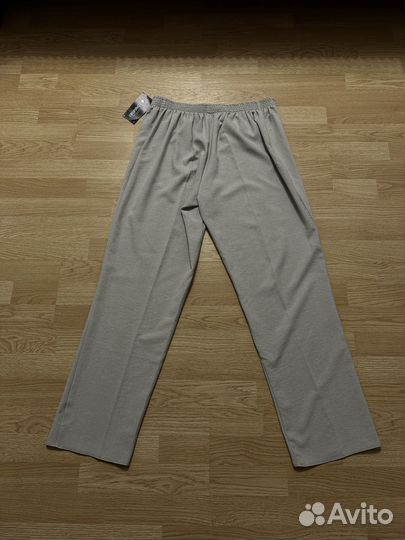 Брюки женские классические светлые