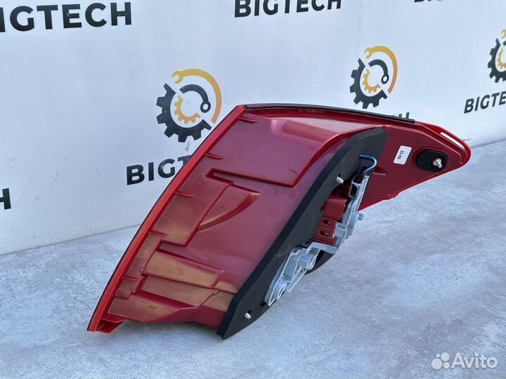 Фонарь задний левый Mercedes W204 A2049060203