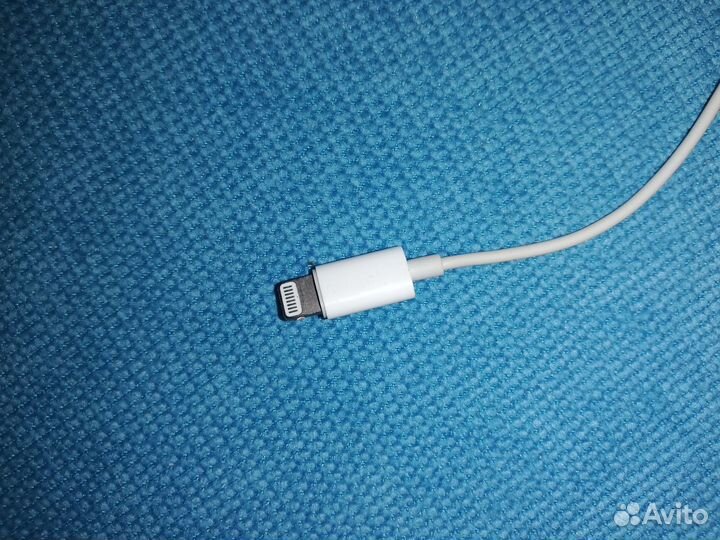 Проводные наушники Apple Earpods Lightning