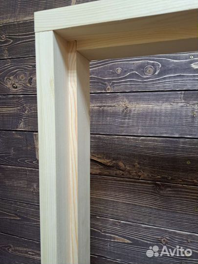 Дверь входная деревянная
