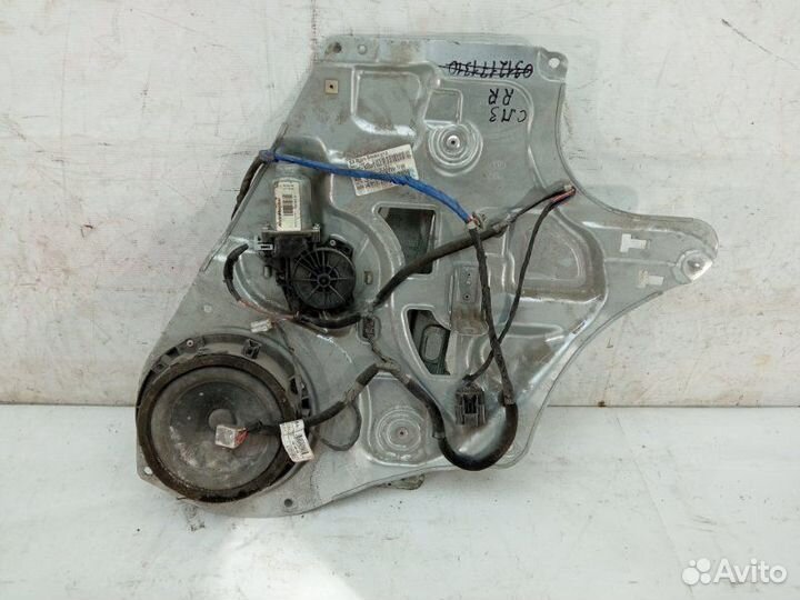 Стеклоподъемник задний правый Kia Sportage 3