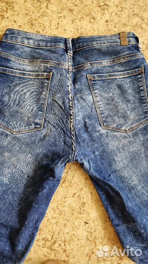 Джинсы