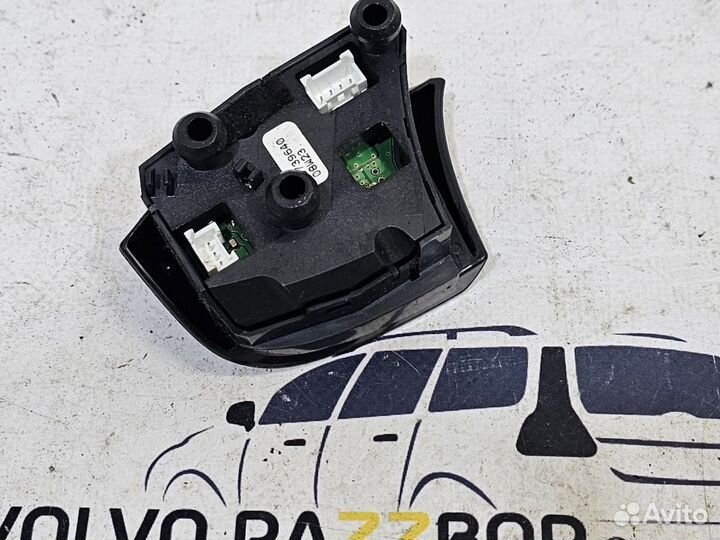 Кнопки руля правые Volvo S60 S80 V50 V70 XC70 C30