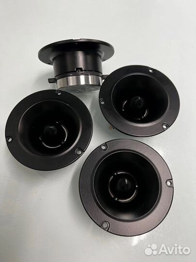 Alphard Рупора т34 новые без следов установки