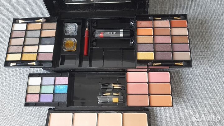 Набор косметики Miss Rose