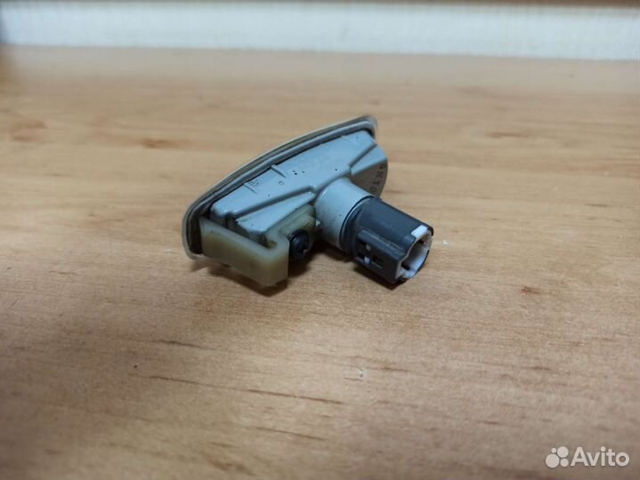 Повторитель поворота в крыло kia ceed 1
