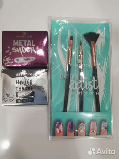 Кисти для маникюра, блестки для ногтей, лаки