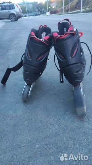 Роликовые коньки